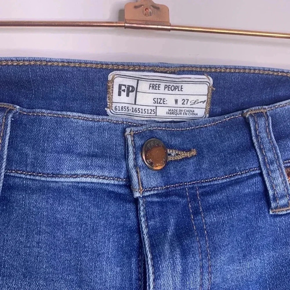 Free People Great Heights Frayed Hem Long Skinny Jeans Size 27 - Picture 5 of 6